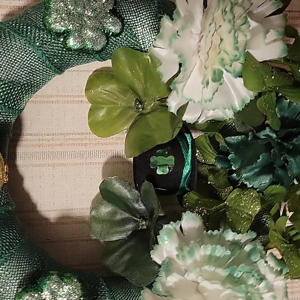 HAND CRAFTED WREATH ST PATRICK'S "SHAMROCK CELEBRATION" - Picture 5 of 5